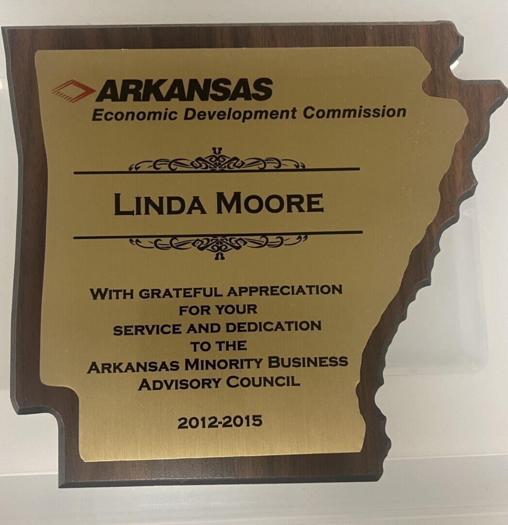 Economic Development Commission Award to Linda Moore